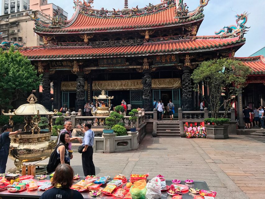 The stunning Lungshan temple, built in 1738