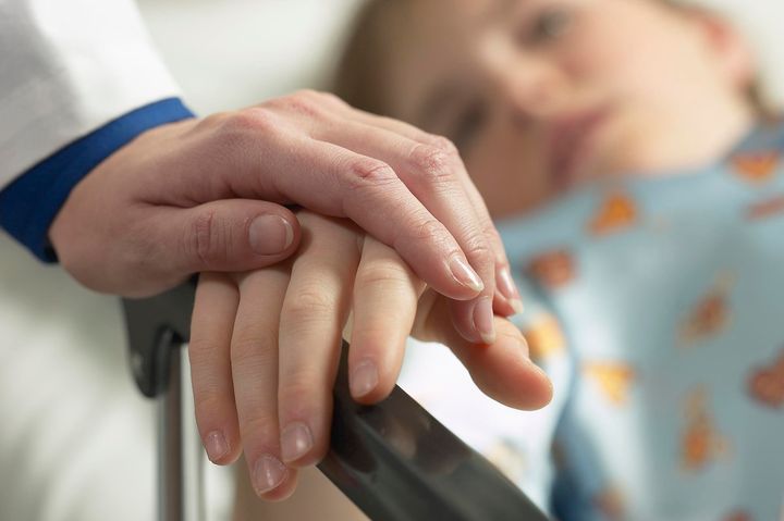 More than 700 child operations cancelled because ‘ward bed was not available’