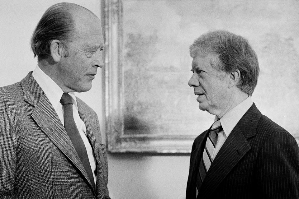 Norwegian Prime Minister Odvar Nordli, who has died aged 90, meets US President Jimmy Carter at the White House in 1979 (AP Photo/Harvey Georges, File)