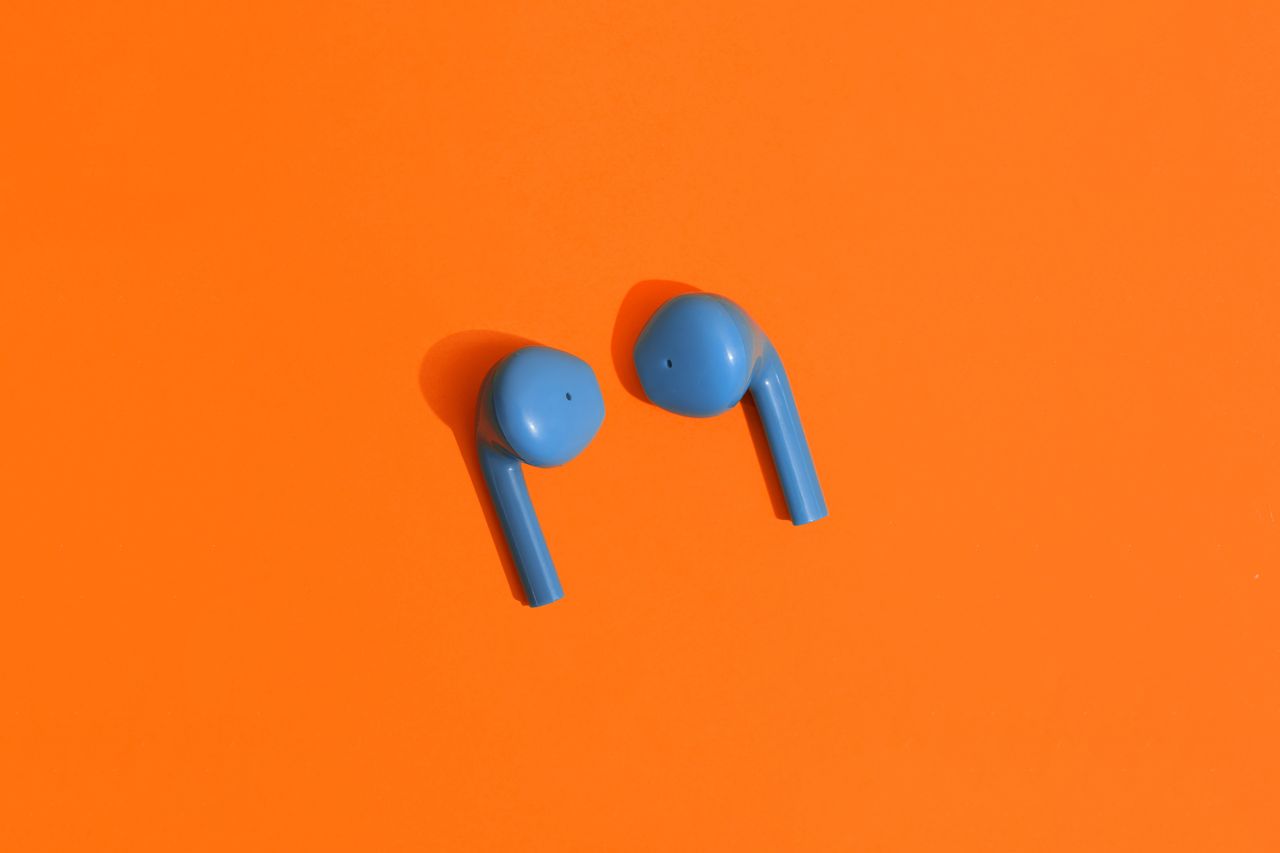 Ask Adrian: Are my Bluetooth headphones a radiation or cancer risk ...