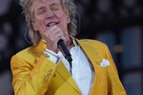 thumbnail: Sir Rod Stewart has often paid tribute to Ukraine during his shows (Gareth Fuller/PA)