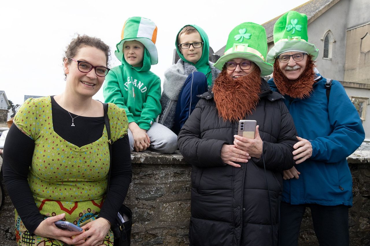 Grand national winner leads out Carrig parade as Rosslare district ...