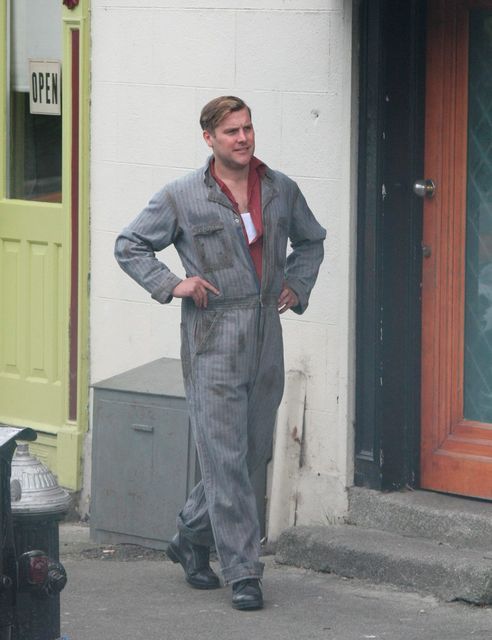 Peter Coonan on location in Enniskerry Village, Co. Wicklow shooting his new movie.
Pics : Mark Doyle