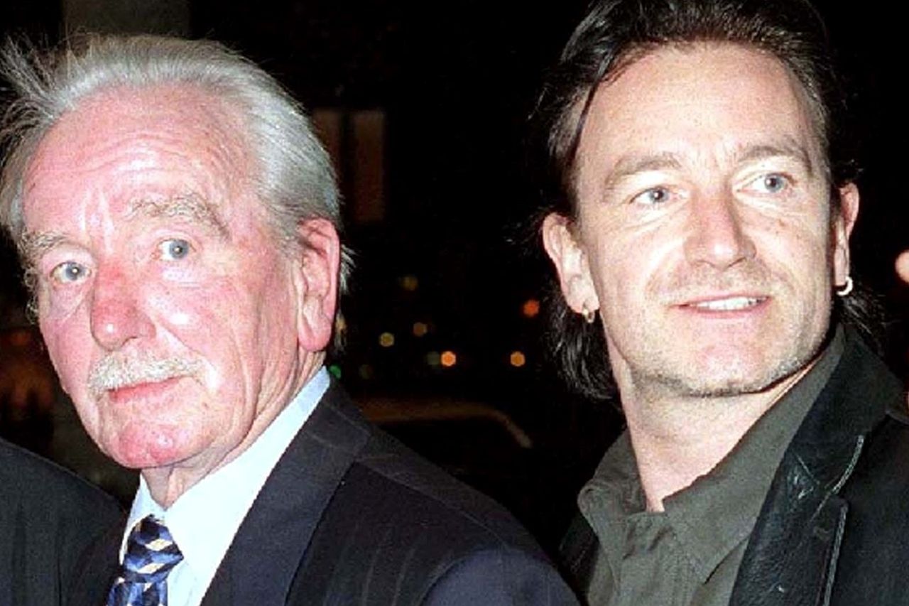 U2 star Bono to write charity tribute to his late father | Irish Independent