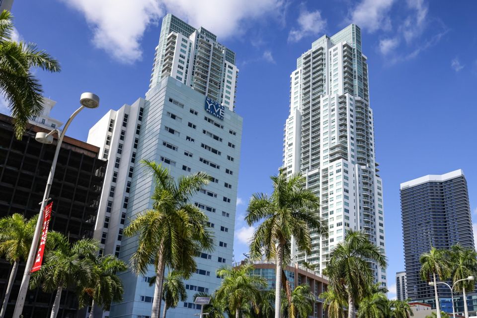 Commercial and residential buildings in downtown Miami. Photo: Eva Marie Uzcategui/Bloomberg