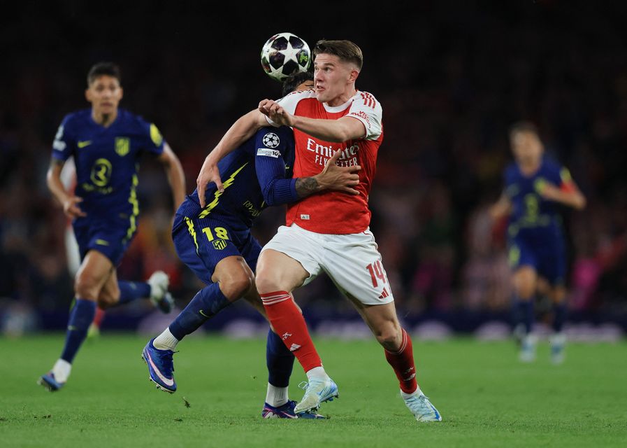Atletico Madrid's Marc Pubill wrestles with Arsenal's Viktor Gyokeres during the Champions League semi-final, second leg at the Emirates Stadium.