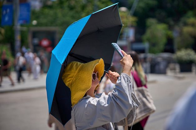 Official warning for holidaymakers as Europe heat hits record highs