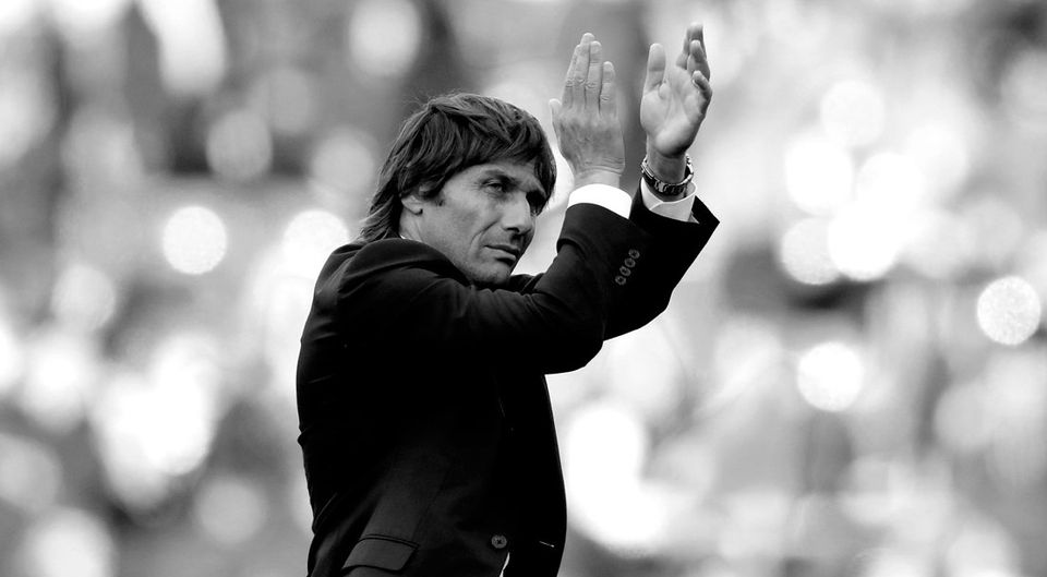 Chelsea manager Antonio Conte applaudes the crowd a the final whistle  Photo: Getty