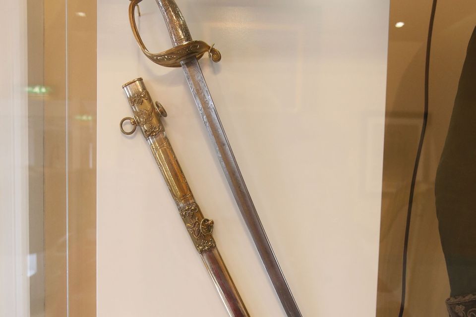 A ceremonial sword and a note written by legendary Irishman Thomas Meagher