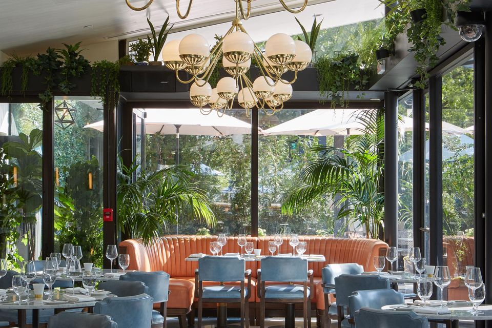 The elegant Pembroke Restaurant with panoramic views of the neighbourhood