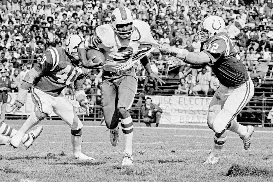 Buffalo Bills running back OJ Simpson (32) in October 1975 (AP Photo/File)