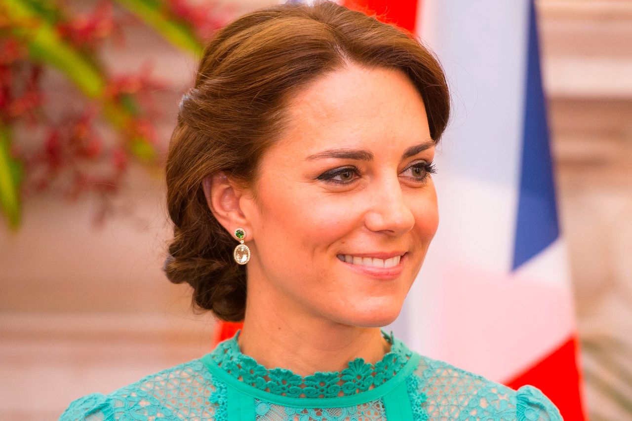 Kate Middleton S Makeup Artist Just Shared The Secret To Glowing Like A