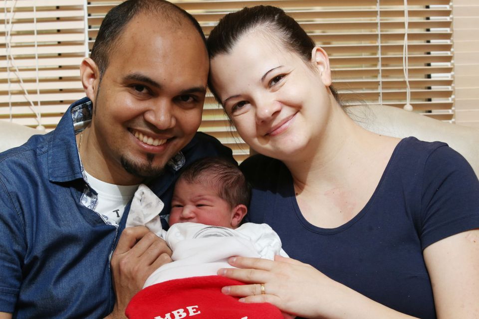 Baby Emma born at 12.38am 3.5kg pictured with mum Kitti Tengur amd dad Arunesh Tengur