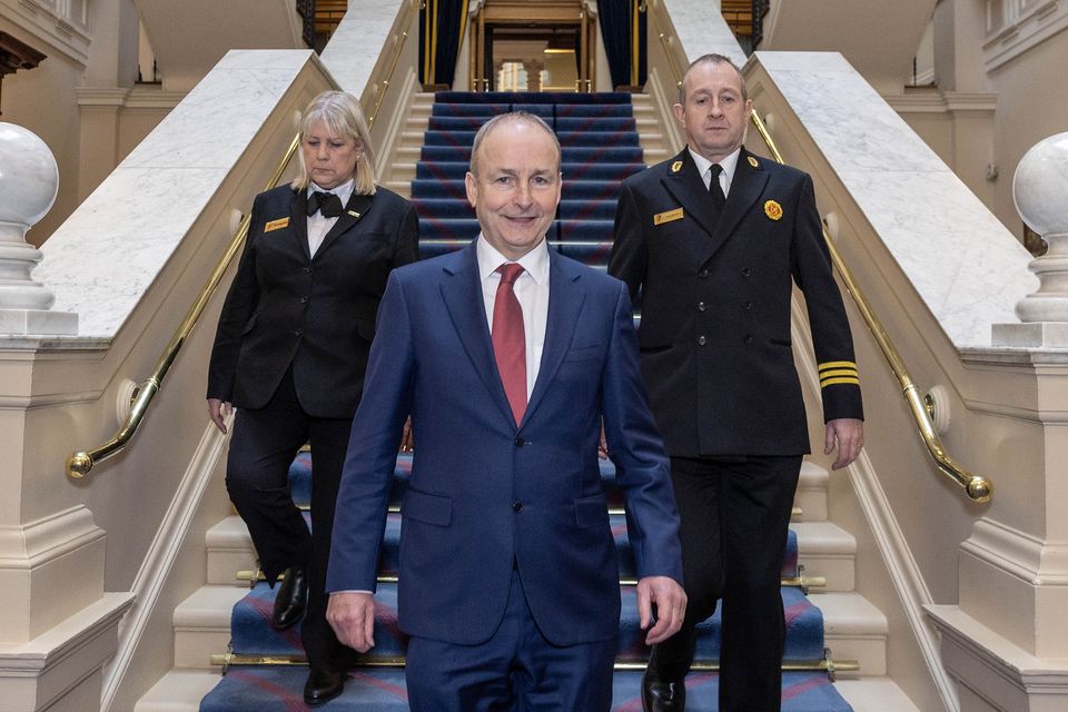 Taoiseach Micheál Martin welcomes assistance of UK crews to ESB in Storm Éowyn aftermath as he takes first call with British prime minister Keir Starmer