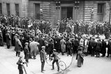 thumbnail: File photo dated 01/04/1916 of crowds outside Bow Street court, for the Roger Casement Trial. Photo: PA/PA Wire