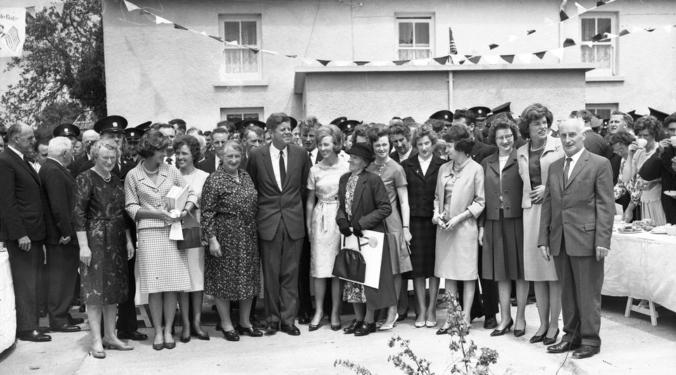 American President John Fitzgerald Kennedy (J.F.K)'s visit to Ireland, June 1963. Reception in Wexford.

(Part of the Independent Ireland Newspapers/NLI Collection)