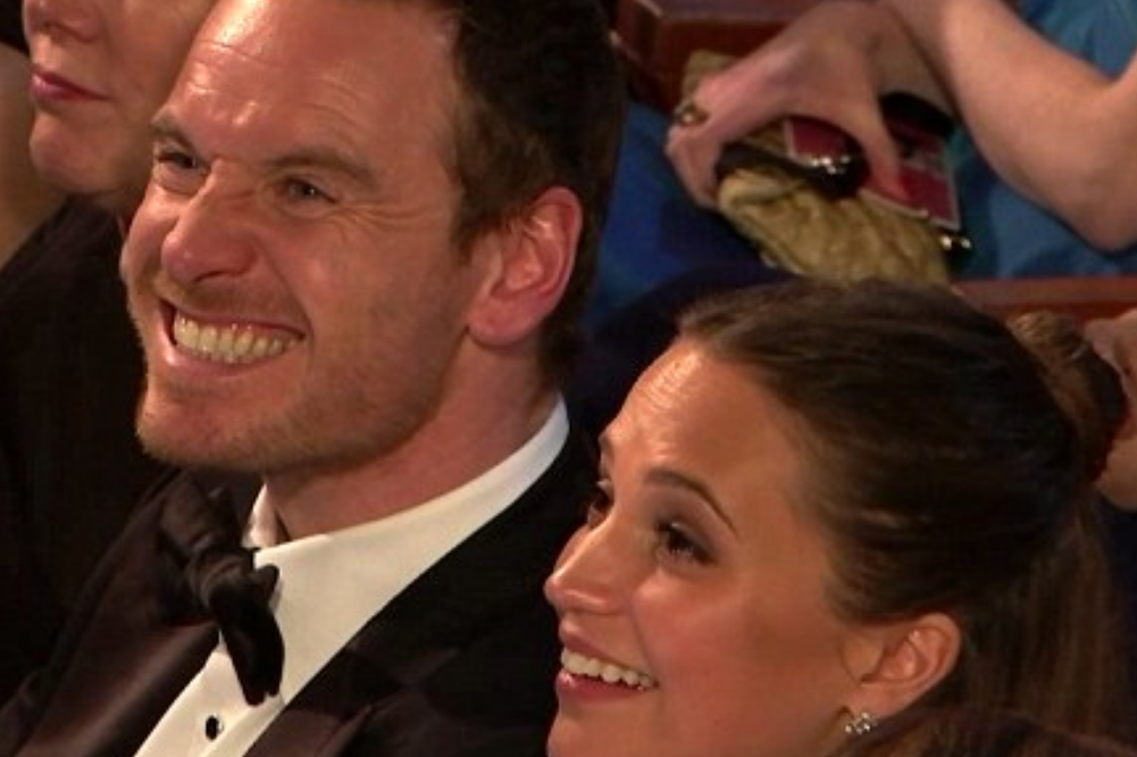 Alicia Vikander Wedding Ring Michael Fassbender - Alicia Vikander Debuts  Wedding Ring on Louis Vuitton Red Carpet