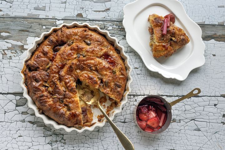 Kevin Dundon: Simple seasonal ingredients will give you divine cod with wild garlic and almond and rhubarb tart