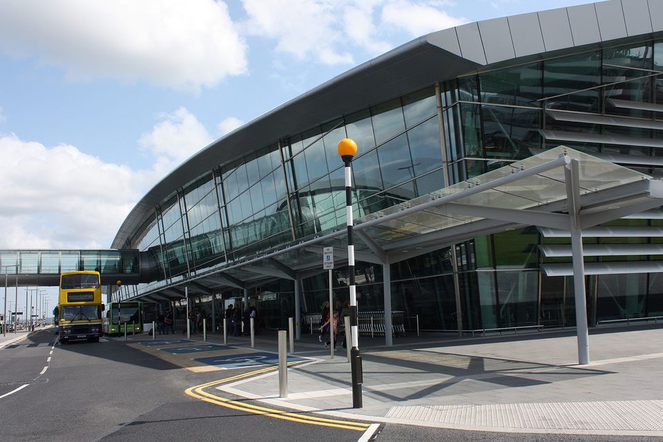 The expansion planned for Dublin Airport will make it difficult for other airports to maintain current routes and passenger levels, according to a report commissioned by the Limerick Chamber.
