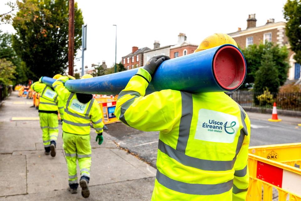 Kerry road closure and temporary traffic lights as water pipes