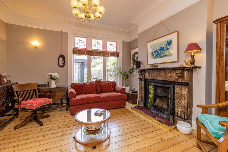 The dining room with open fire