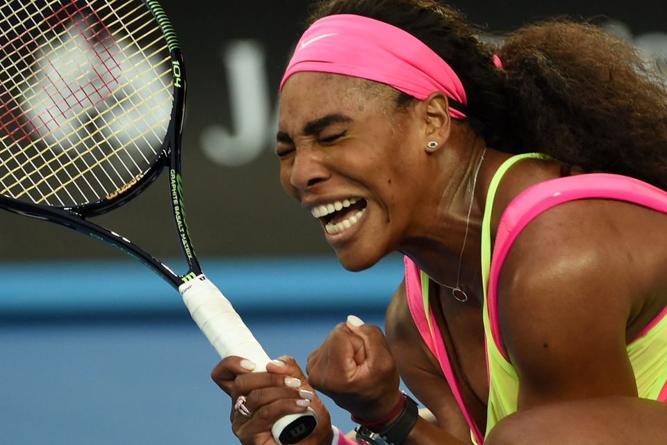 Serena Williams sails into the second round at Australian Open