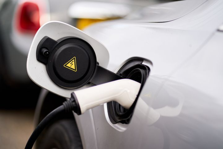 Big slump in sales of electric vehicles as Government’s 2030 target now ‘mathematically impossible’