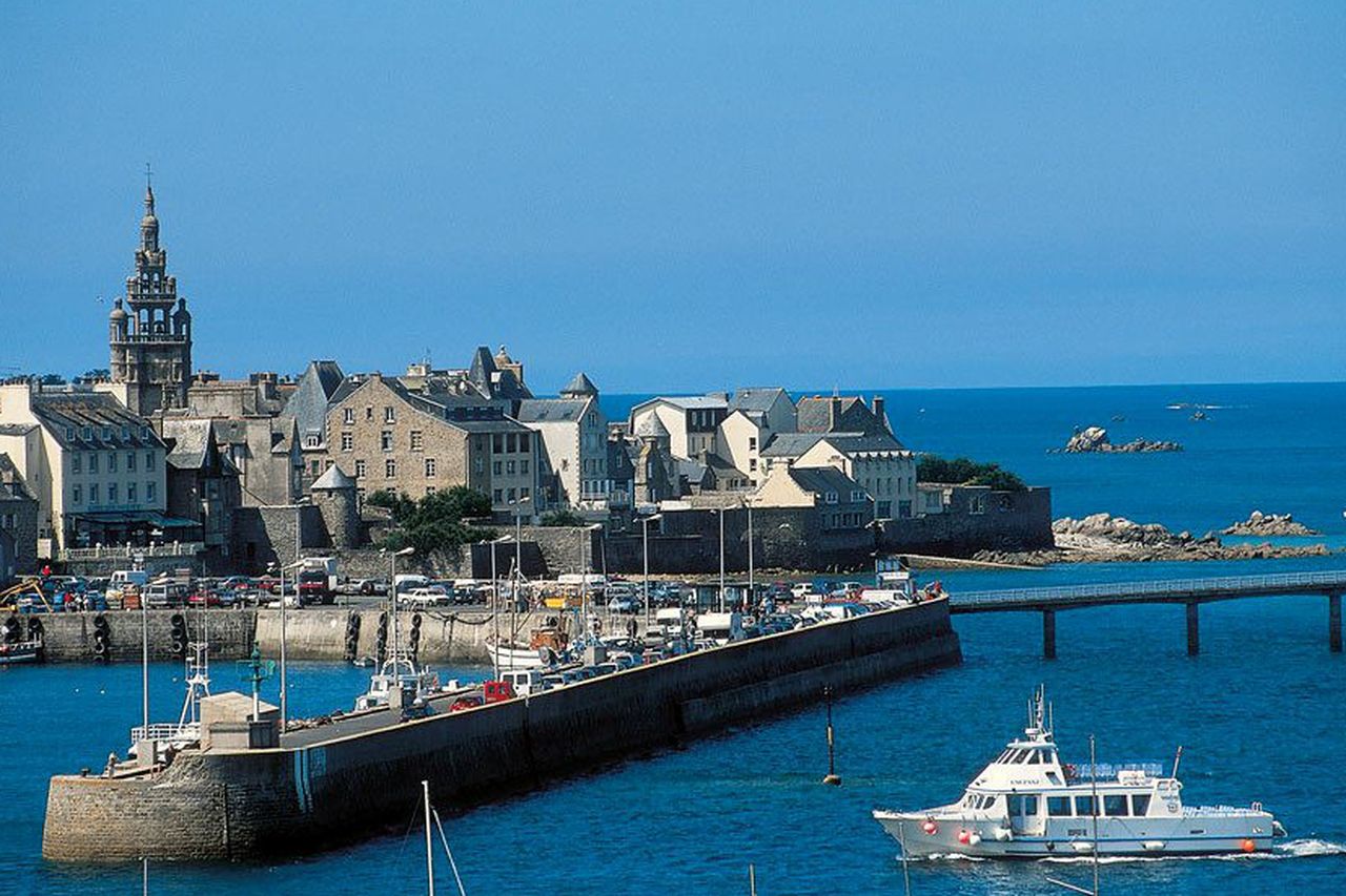 France by Ferry Champion camping for children in Brittany Irish