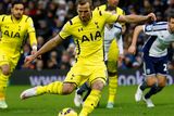 thumbnail: Harry Kane scores Tottenham's third goal from the penalty spot
