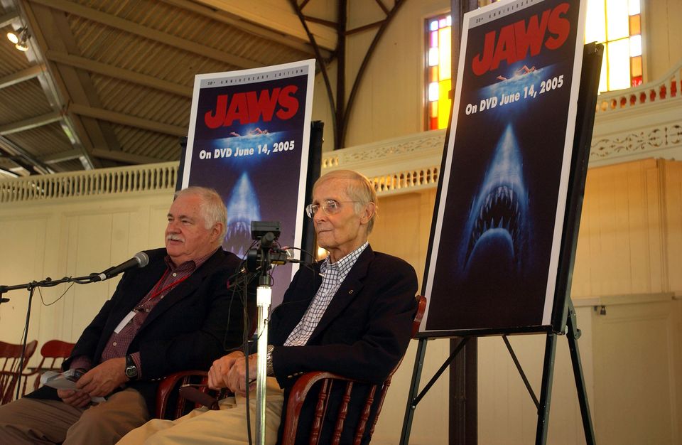 'Jaws' co-screenwriters Carl Gottlieb (left) and Peter Benchley in 2005 at Martha's Vineyard, Massachusetts, where the film was shot. Photo: Getty