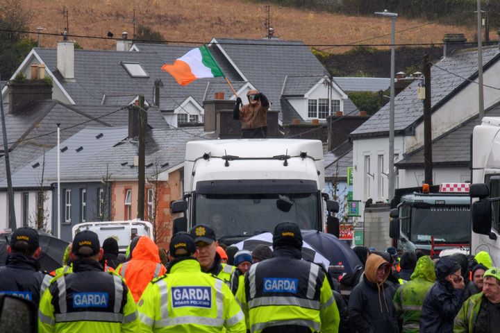 David W Higgins: A fuel cap costing billions would be like downing a bottle of painkillers rather than seeking a cure