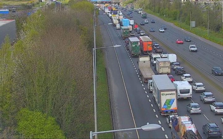 Fuel protest: All lanes blocked on M50 northbound as gardaí attend scene and commuters warned of ‘severe delays’