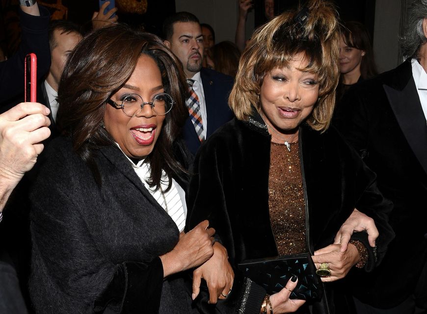 Oprah Winfrey (l) and Tina Turner (r) had been friends for decades (Evan Agostini/Invision/AP)