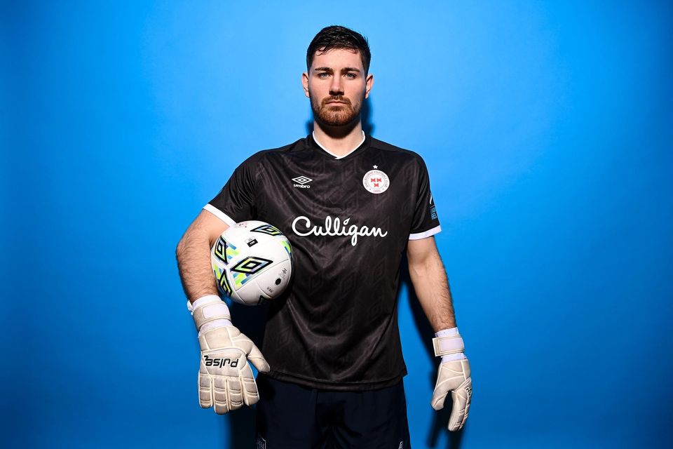 Scott van der Sluis has swapped Tolka Park for Love Island.