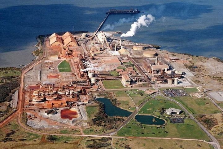 Russia-linked Aughinish Alumina plant seeks permission to expand waste processing operation despite war claims
