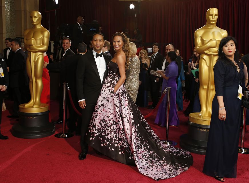 Musician John Legend and supermodel Chrissy Teigen are one of our favourite couples on and off the red carpet. And we thought Chrissy had made her best ever red carpet turn at this year's Oscars...