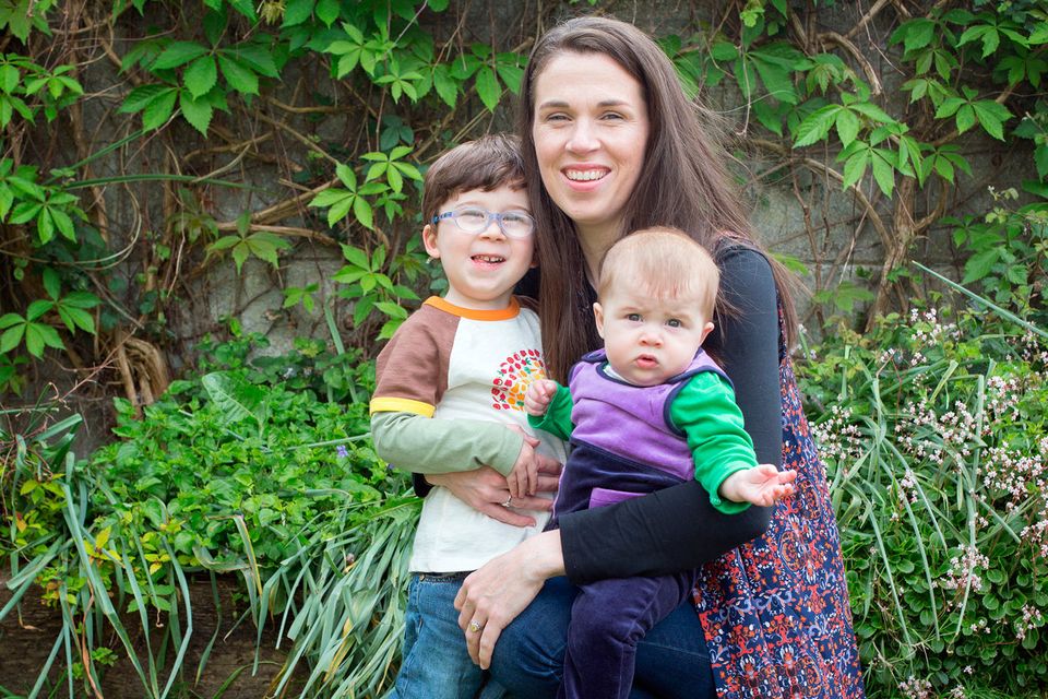 Katriona Woods with her children Milo, 3 and Nancy, 6 months.
Photo: Tony Gavin