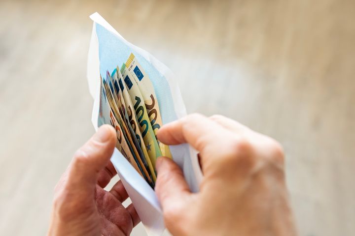 Families facing more pain as inflation outpaces wage rises