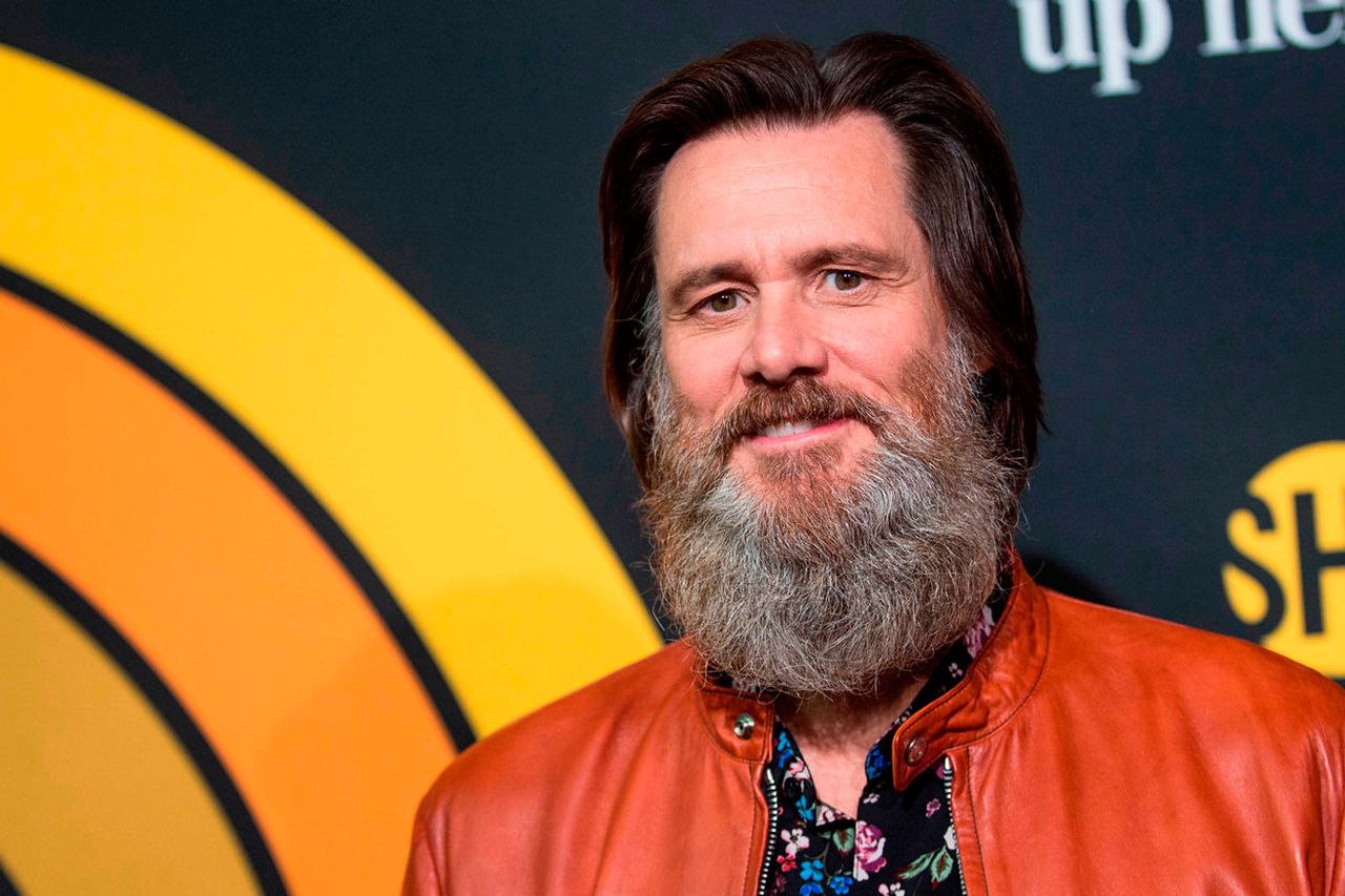 Jim Carrey delivers emotional speech at charity event: 'I believe that ...