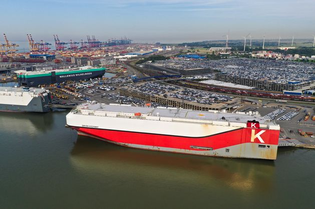 Ports fill up as shipping congestion worsens at key gateways