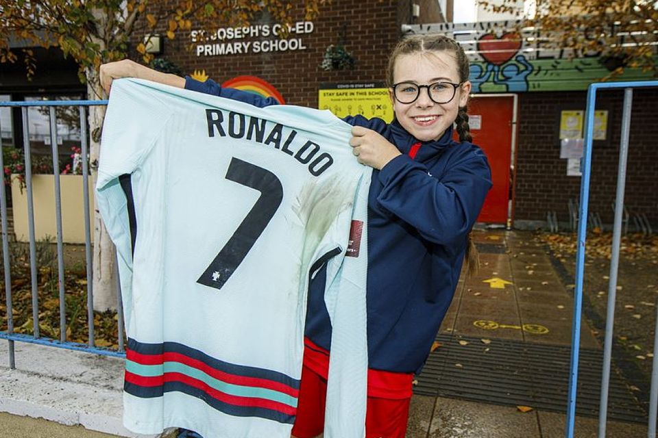 Cristiano Ronaldo gives away Portugal shirt after coming to young