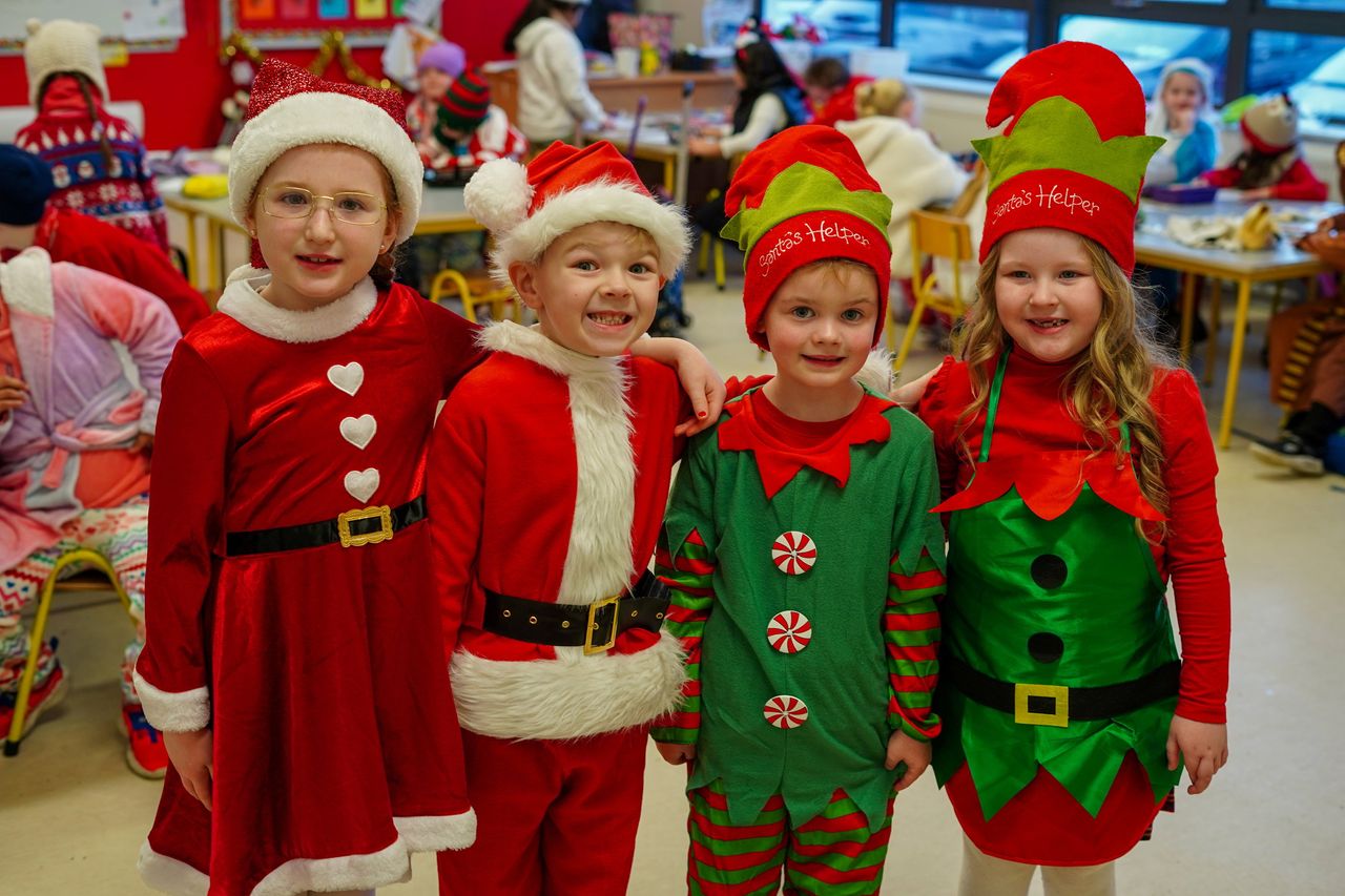 Photos show Scoil Eoin Balloonagh pupils getting into the festive ...