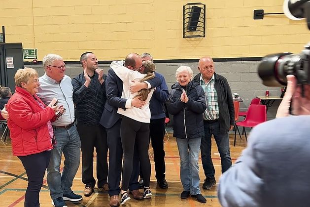 Paul Hogan (Independent Ireland) celebrates after taking final seat for Athlone. | Irish Independent