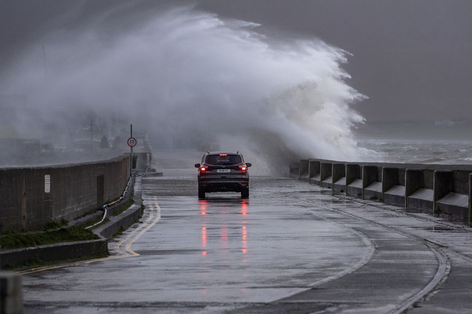 Status Orange rain warning for two counties on Sunday as Met Éireann warns of flooding risk