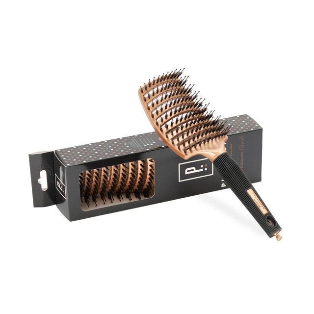 Platinum Brush, €22.99, platinumhairexpert.com