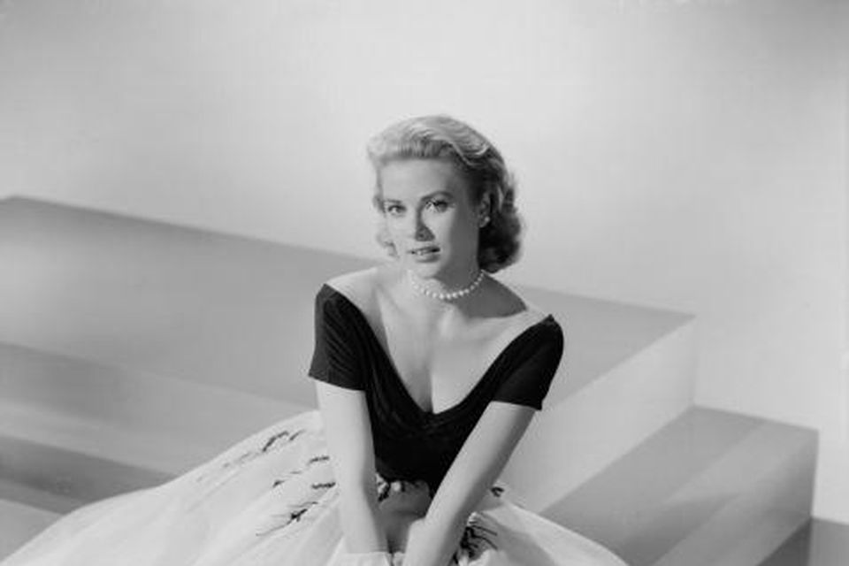 Grace kelly hotsell iconic dress