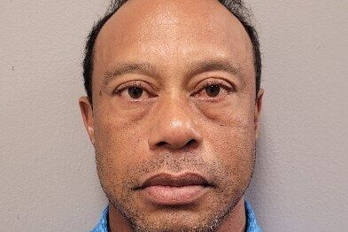 Tiger Woods had pills in pocket and eyes were bloodshot when arrested on suspicion of driving under the influence