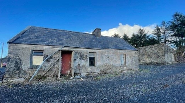 This Clare cottage is on the Wild Atlantic Way