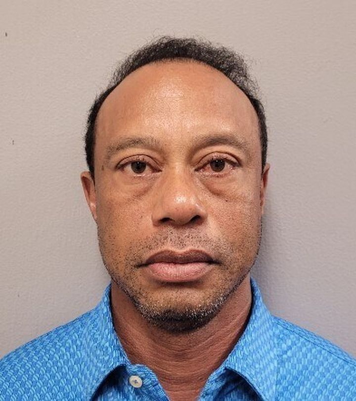 Tiger Woods had pills in pocket and eyes were bloodshot when arrested on suspicion of driving under the influence