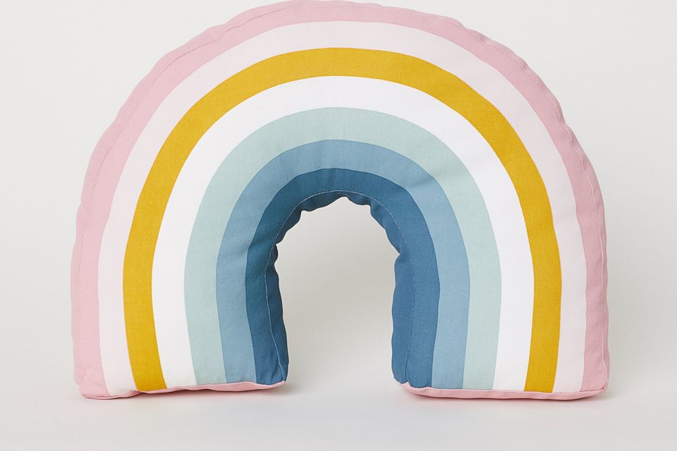 H&m rainbow outlet pillow